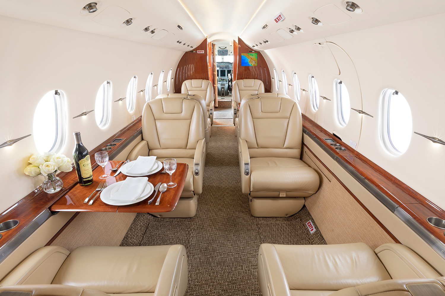 volo privato sul Beechcraft Hawker 4000